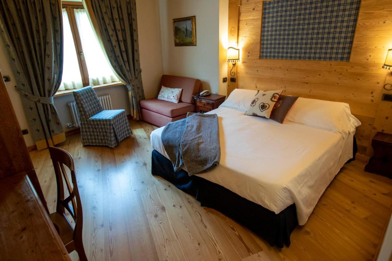 Laghetto Alpine Hotel & Restaurant Brusson Εξωτερικό φωτογραφία