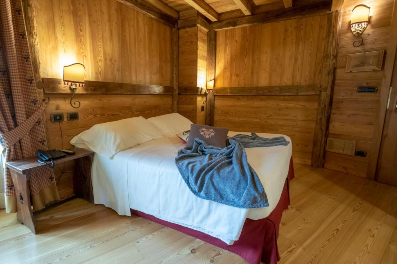 Laghetto Alpine Hotel & Restaurant Brusson Εξωτερικό φωτογραφία