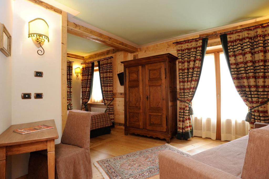 Laghetto Alpine Hotel & Restaurant Brusson Εξωτερικό φωτογραφία
